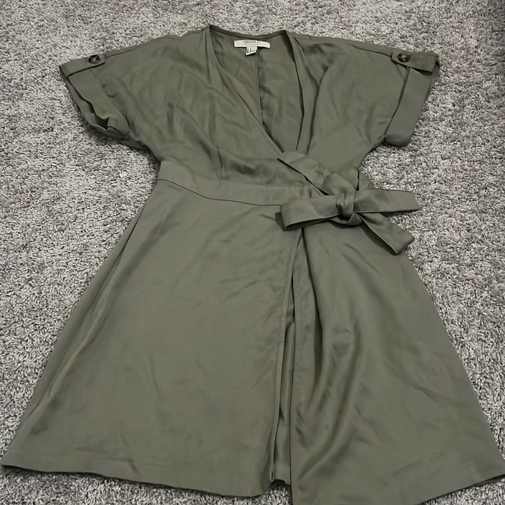 Forever 21 Contemporary Green Wrap Dress